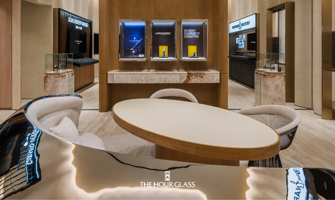 THE HOUR GLASS Image